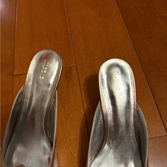 Maeve Silver and Gold kitten Heel mules sz 8.5 - Picture 4 of 7